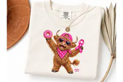 Highland Cow Breast Cancer PNG Tee Product Image 3