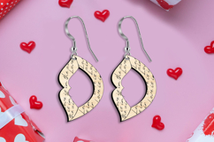 Love Kiss Valenitne Day Earring SVG Laser Romantic Present Product Image 1