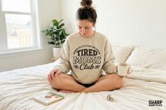 Running On Little Sleep And Caffeine Tired Moms Club, Product Image 3