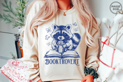 Booktrovert|Vintage Raccoon Reading|Bookish|Book Lover Gifts Product Image 4