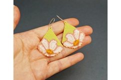 Beaded earrings pattern Pink Flower on Chartreuse Ornament Product Image 2