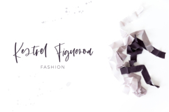 Duchess Script Product Image 6