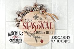 ROUND WOOD SIGN - Christmas, Winter, Pines Cones, Mock-up Product Image 1