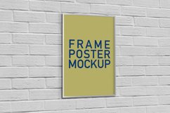 Poster Mockup Product Image 1