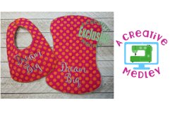 Giraffe Bib and Burp Cloth for 7x12 and larger hoops Product Image 1