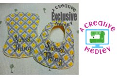 Pineapple Bib and Burp Cloth Set Product Image 1