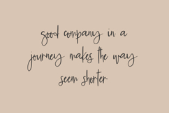 Freely Script Product Image 5