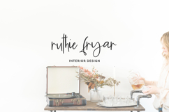 Freely Script Product Image 8