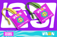 Gatok - Playful Display Typeface Product Image 9