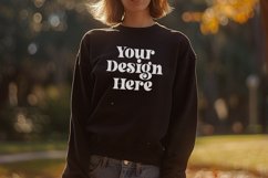 Gildan 5000 Crewneck Women Black Color T-shirt Mockup Product Image 1