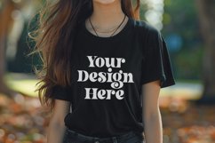 Gildan 5000 Crewneck Women Black Color T-shirt Mockup Product Image 1
