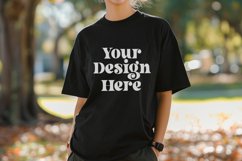 Gildan 5000 Crewneck Women Black Color T-shirt Mockup Product Image 1