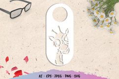 Giraffe Door Tag - Do Not Disturb SVG File Product Image 1