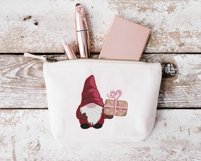Gnome With Gift embroidery design Product Image 5