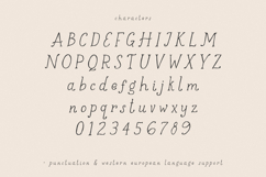 Goldenroot Serif Product Image 10