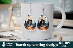 Teardrop earring PNG design | Halloween house earring PNG