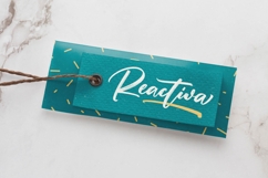 Hateline Syiteka - Modern Brush Font Product Image 7