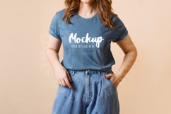 Heather Slate 3001 Bella Canvas Tshirt Mockup | Model Mockup Product Image 1