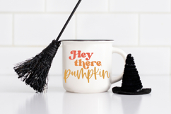 Use it on a tote bag for autumn farmers markets and pumpkin patches.