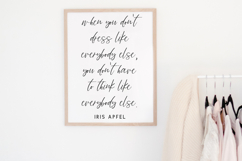 High Street Script Product Image 3