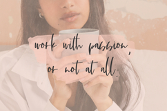 Honeyflame Script Font Product Image 2