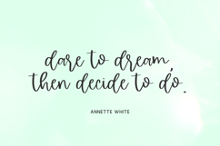 Hypnotic Script Font Product Image 2