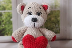 Crochet Pattern for Bear with Heart Product Image 2
