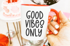 Karoline - A Quirky Handwritten Font Product Image 11