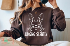 judging silently svg 
