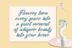 Kamperly Vacation - Bold Calligraphy Font Product Image 8