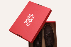 Loyale Rosell - Modern Serif Display Product Image 3