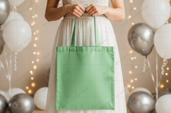 Elegant green tote bag mockup design Product Image 1