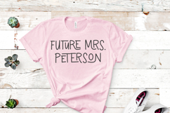 Meadowsong Display Font Product Image 3