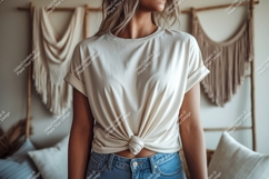 Cream tee tied knot denim jeans image Product Image 1