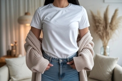 White shirt casual outfit t-shirt fashion Product Image 1