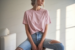 Pink shirt ripped jeans woman Product Image 1