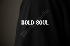 Kobizo - Modern Geometric Sans Serif Typeface Product Image 4