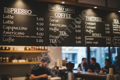 Coli - Modern Minimalist Sans Serif Typeface Product Image 8