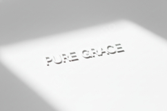 Hiqisi - Elegant Modern Serif Typeface Product Image 13