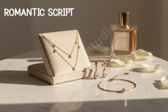 Favatu | Sophisticated Modern Serif Typeface Product Image 10