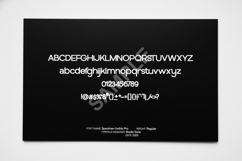 Huje - Modern Minimalist Sans Serif Typeface Product Image 2