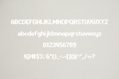 Daxi - Modern Geometric Sans Serif Typeface Product Image 2