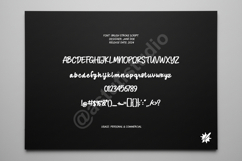 Dikoru - Elegant Modern Sans Serif Display Product Image 4
