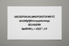 Futosi | Modern Bold Display Serif Product Image 8