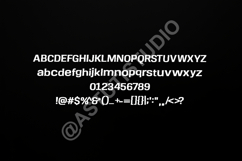 Game - Modern Bold Sporty Display Typeface Product Image 7