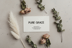 Hiqisi - Elegant Modern Serif Typeface Product Image 5