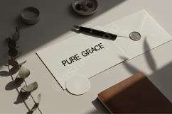 Hiqisi - Elegant Modern Serif Typeface Product Image 8