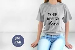Gray t-shirt woman model Mockup, Mockup PSD & JPG Product Image 1