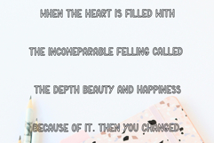 Monocrome Product Image 6