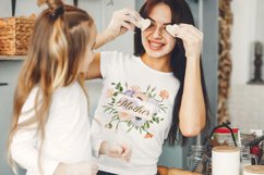 Spring Floral Frame with Mother's Say design